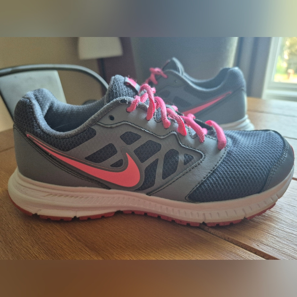 Nike Downshifter Running Shoes.‎ -Size 8